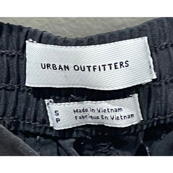 URBAN OUTFITTERS Black Pants - Picture 2 of 5